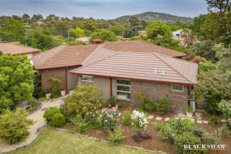 34 Werribee Crescent Farrer