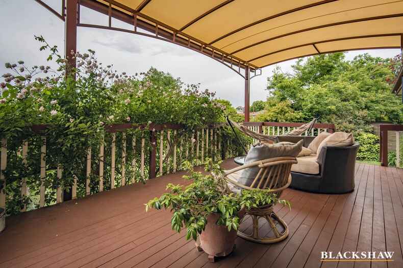 34 Werribee Crescent Farrer
