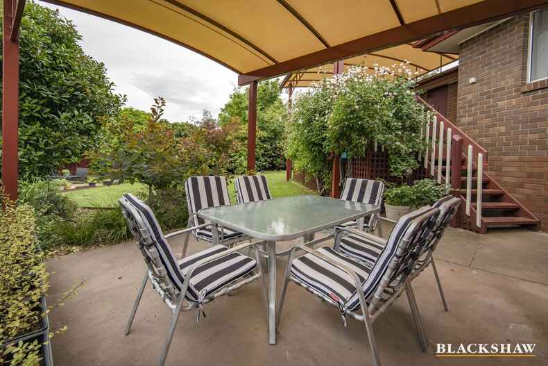 34 Werribee Crescent Farrer