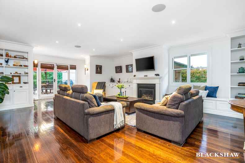 95 Strickland Crescent Deakin 95 Strickland Crescent Deakin