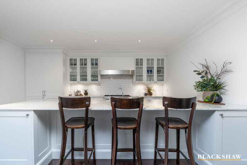 95 Strickland Crescent Deakin 95 Strickland Crescent Deakin