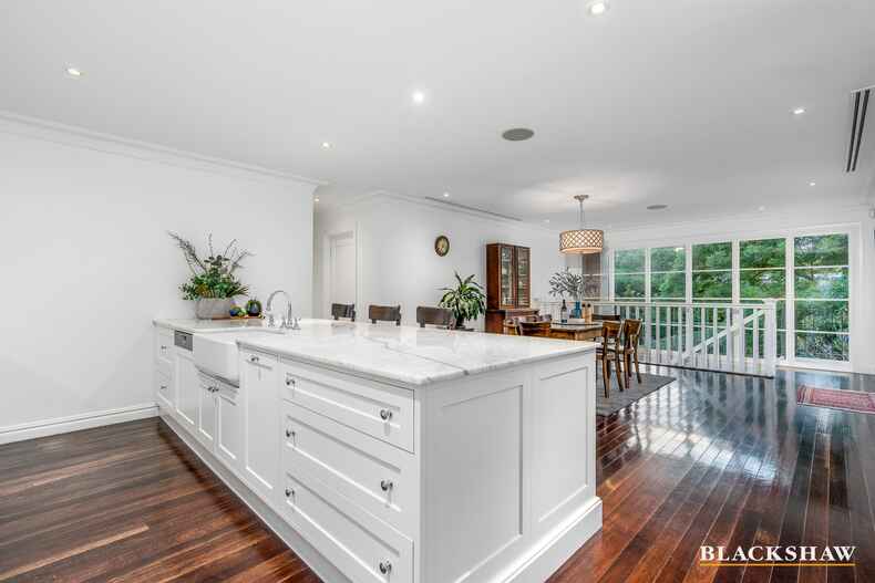 95 Strickland Crescent Deakin 95 Strickland Crescent Deakin