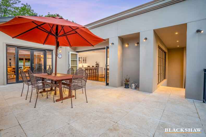 95 Strickland Crescent Deakin 95 Strickland Crescent Deakin