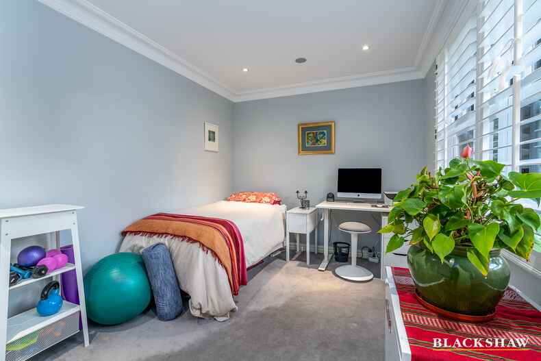 95 Strickland Crescent Deakin 95 Strickland Crescent Deakin