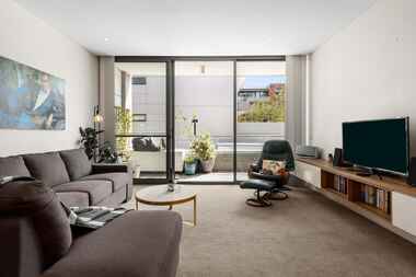 13/19 Leichhardt Street Kingston