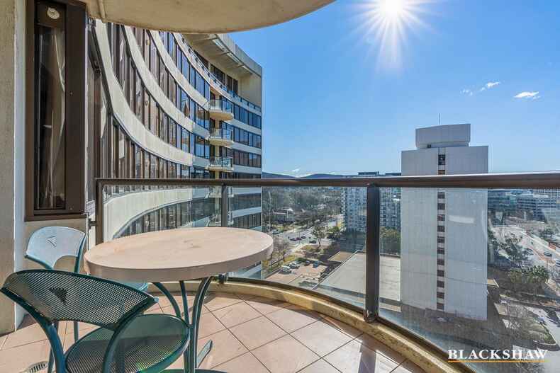 1606/2 Marcus Clarke Street City