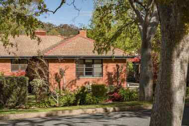 17 Macartney Crescent Deakin