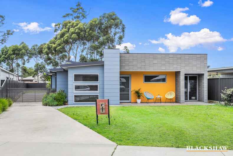 22 Gillan Grove Broulee