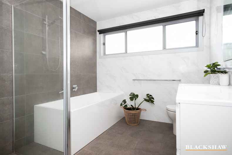 22 Gillan Grove Broulee