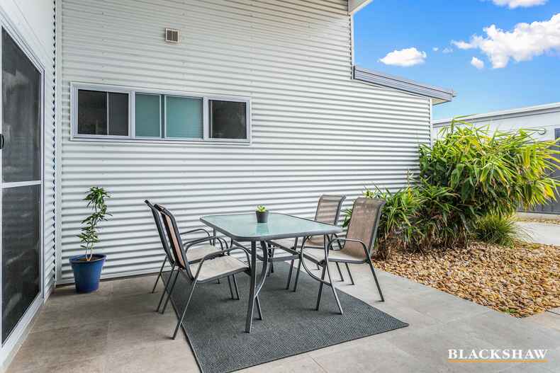 22 Gillan Grove Broulee