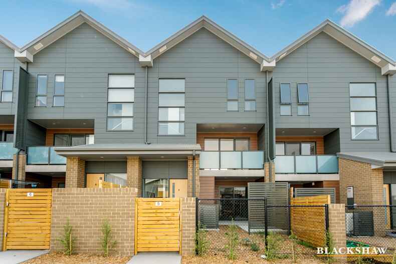 5/2 Hoffman Street Moncrieff