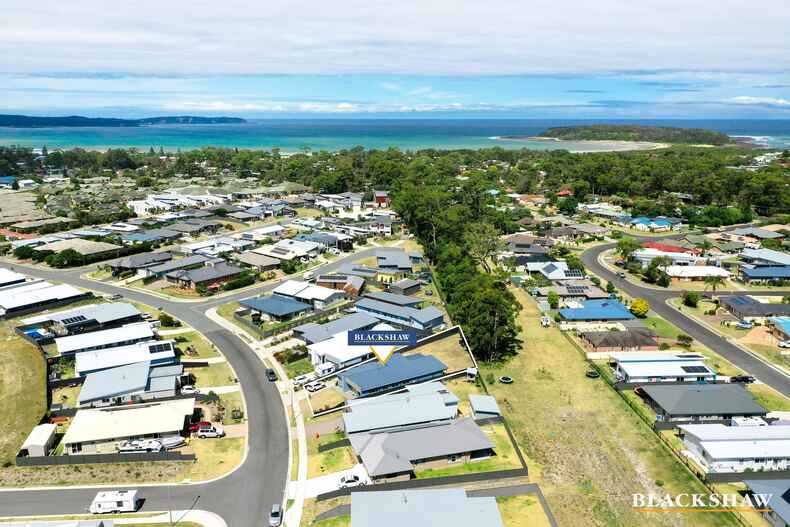 22 Gillan Grove Broulee