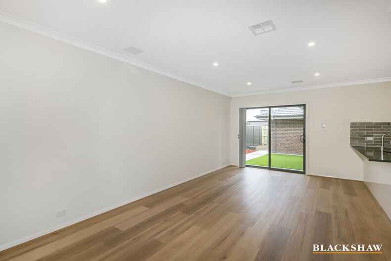 28 Dragon Street Throsby