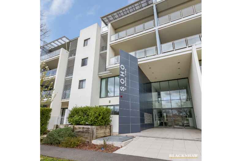 7/10 Burke Crescent Kingston
