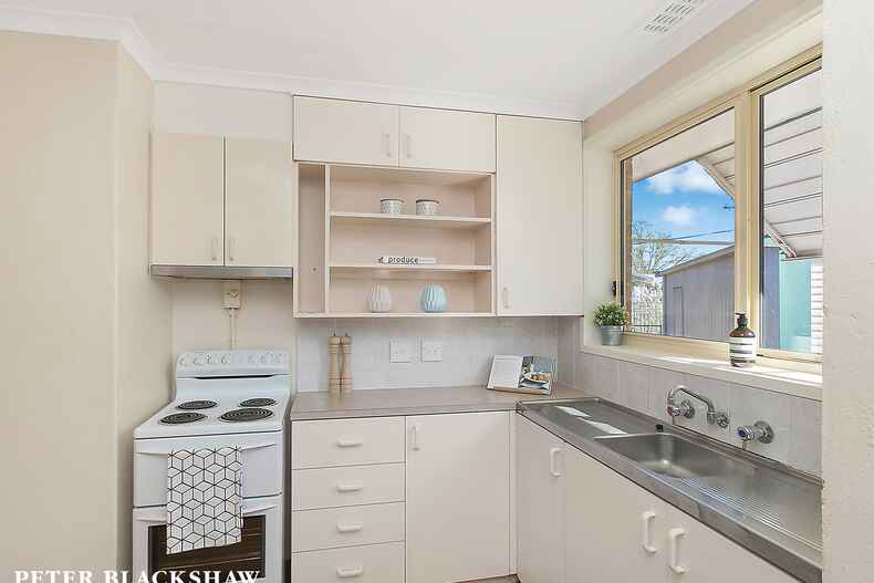 13 Cassinia Street O'Connor