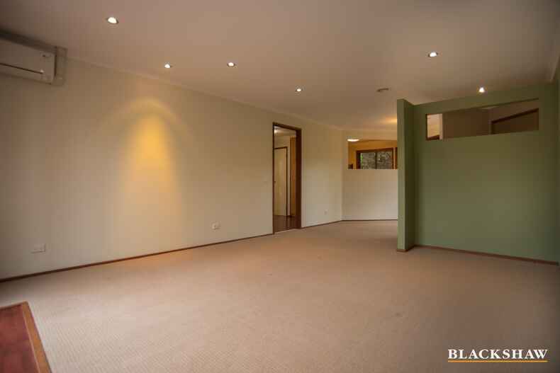 16/7 McClintock Street Lyneham