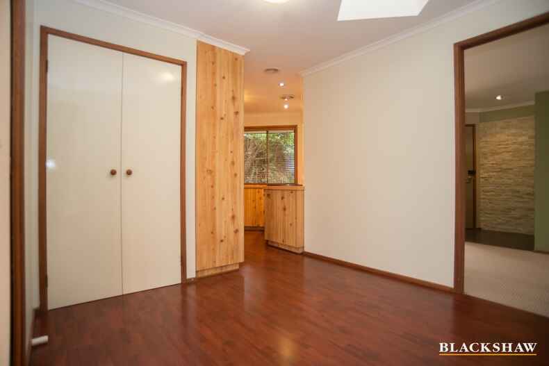 16/7 McClintock Street Lyneham