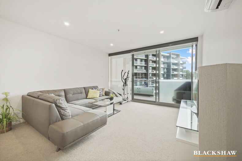 49/7 Irving Street Phillip
