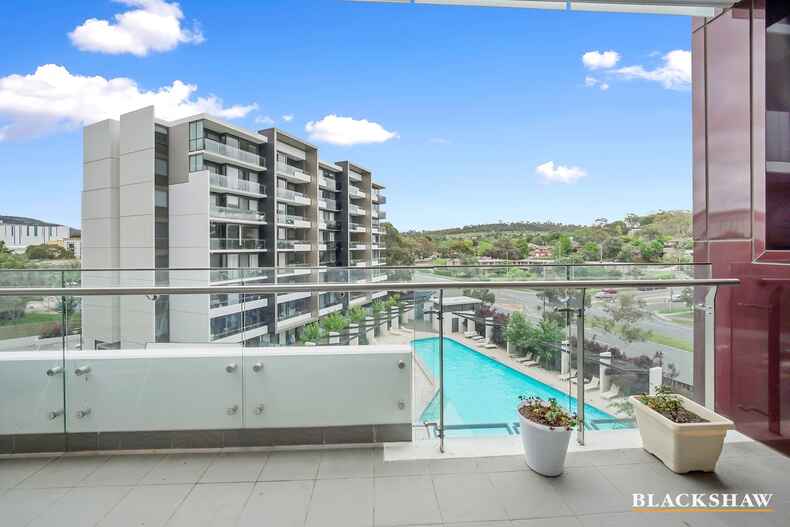 49/7 Irving Street Phillip