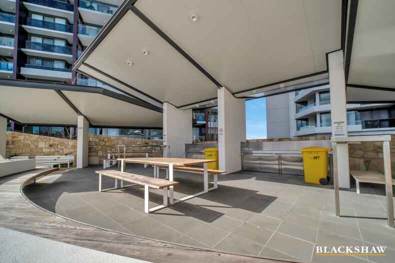 49/7 Irving Street Phillip