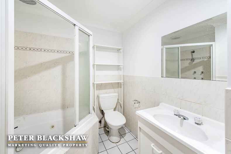 12/12 Albermarle Place Phillip