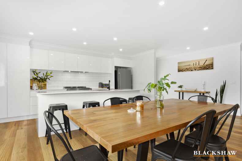 6A Mawson Place Sunshine Bay