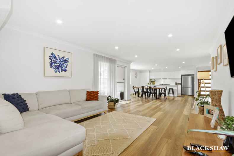 6A Mawson Place Sunshine Bay
