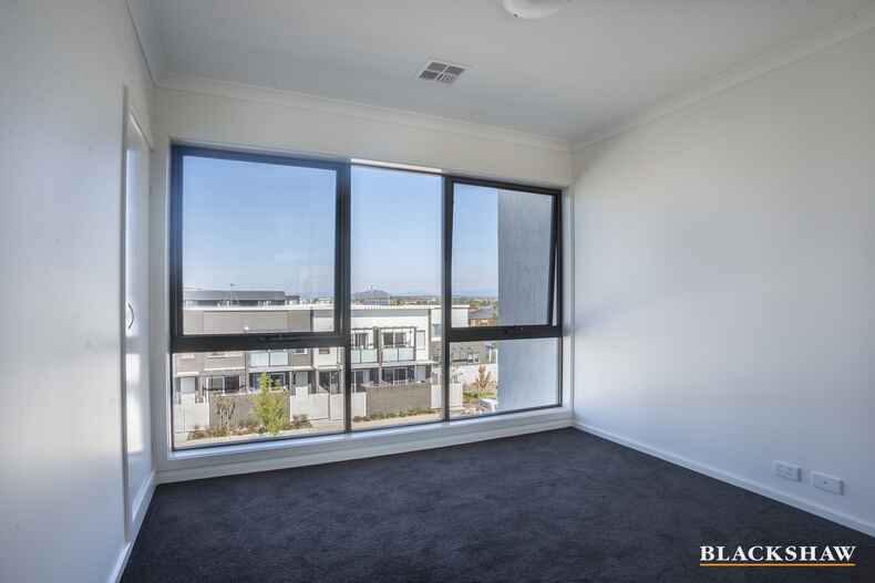 20/40 Henry Kendall Street Franklin