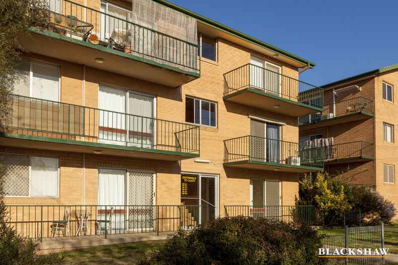 4/85 Derrima Road Queanbeyan