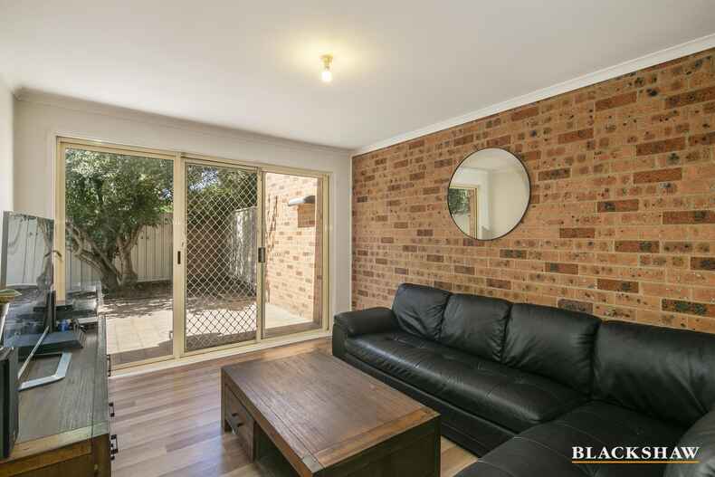 3/10 Zeitz Court Banks 3/10 Zeitz Court Banks