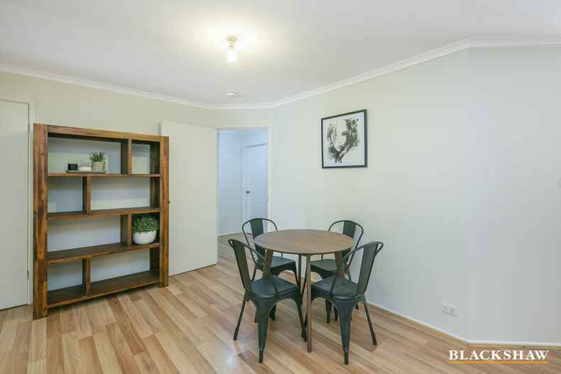 3/10 Zeitz Court Banks 3/10 Zeitz Court Banks