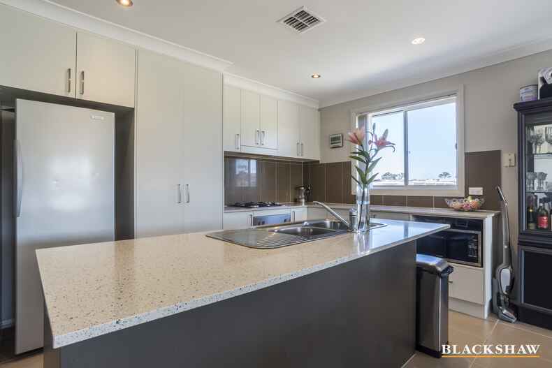 1/21 Muriel Stewart Circuit Bonner