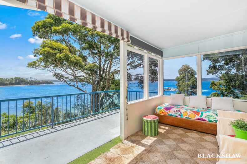 19 Bronte Crescent Sunshine Bay