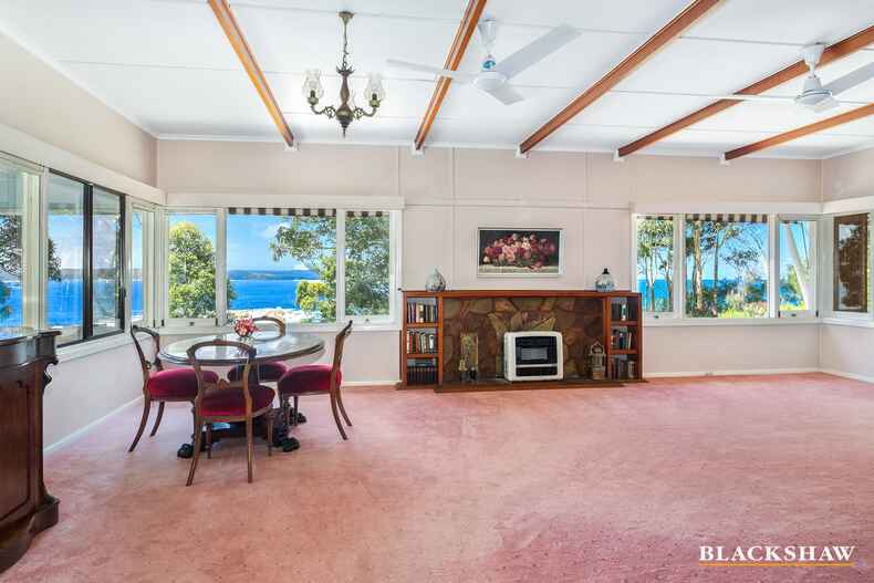 19 Bronte Crescent Sunshine Bay