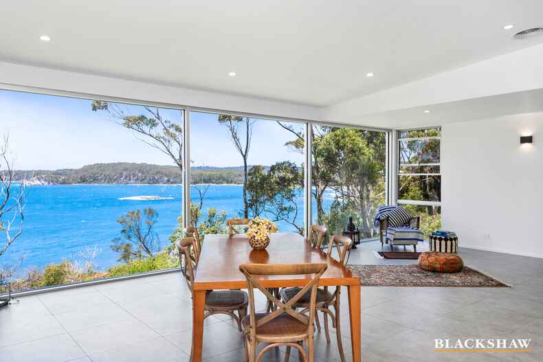 21 Barbara Crescent Denhams Beach 21 Barbara Crescent Denhams Beach