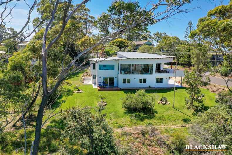 21 Barbara Crescent Denhams Beach 21 Barbara Crescent Denhams Beach