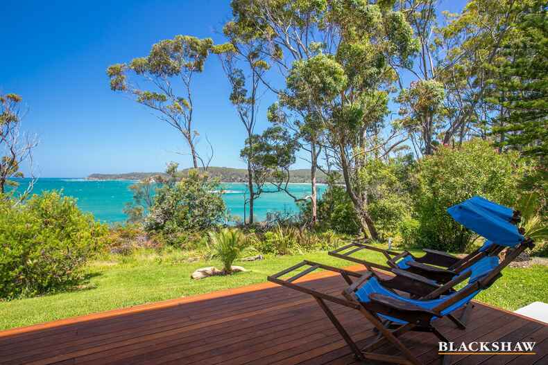 21 Barbara Crescent Denhams Beach 21 Barbara Crescent Denhams Beach