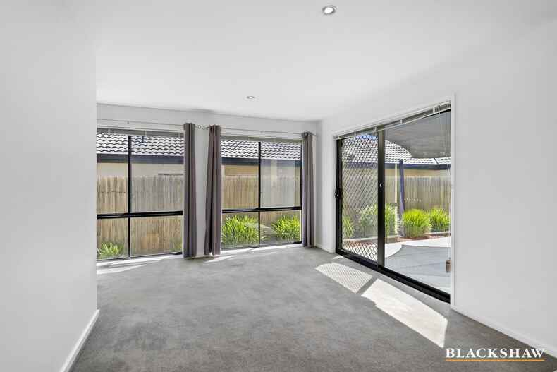 7 Eva West Street Gungahlin 7 Eva West Street Gungahlin