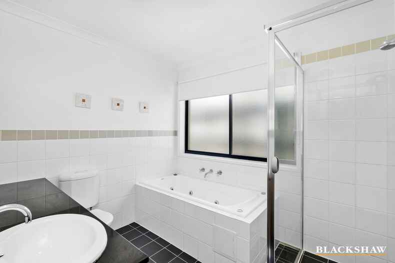 7 Eva West Street Gungahlin 7 Eva West Street Gungahlin