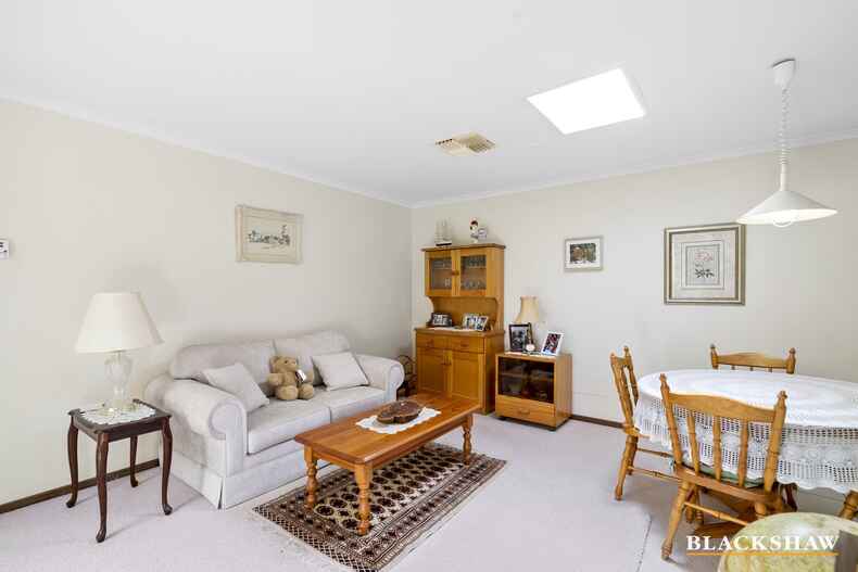 19 Brownlow Place Holt 19 Brownlow Place Holt