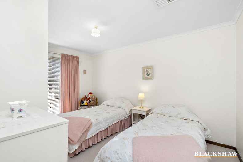 19 Brownlow Place Holt 19 Brownlow Place Holt