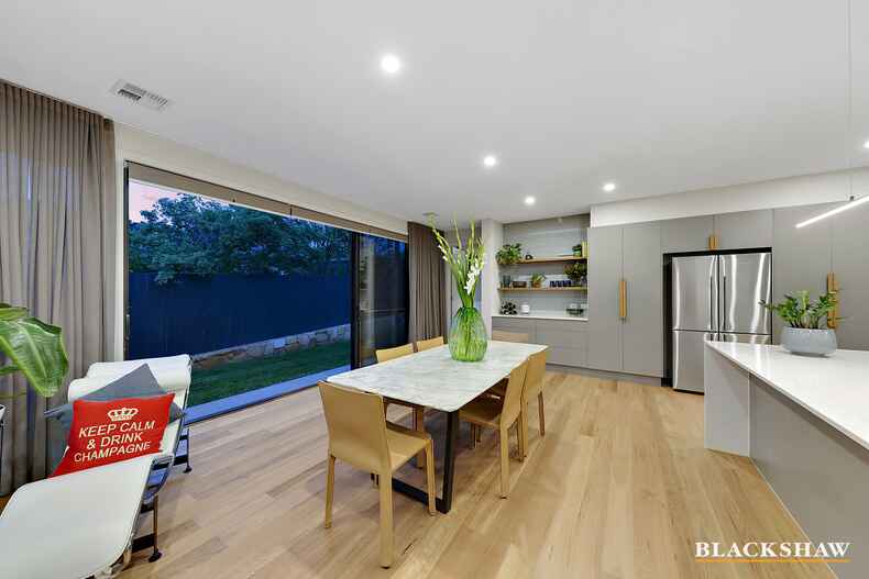 1/7 Mawson Drive Mawson