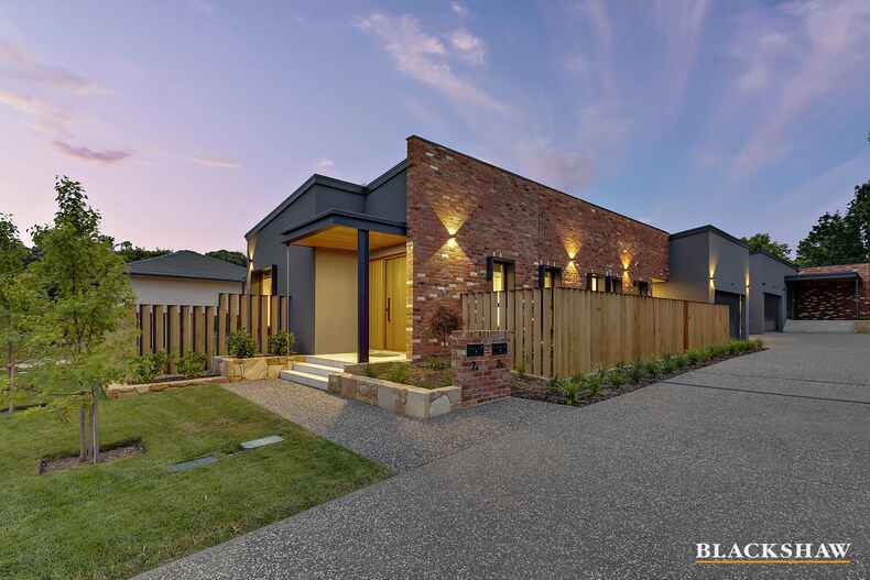 1/7 Mawson Drive Mawson