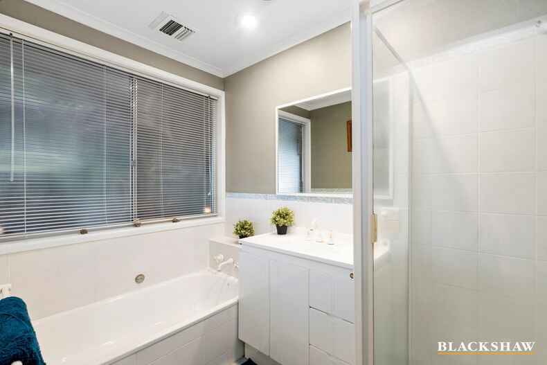 4 Linger Place Melba