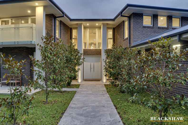 1 Macartney Crescent Deakin