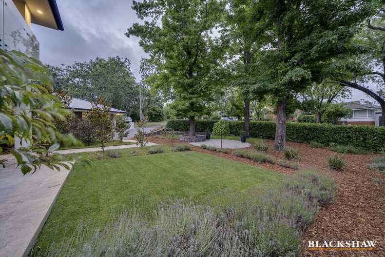 1 Macartney Crescent Deakin
