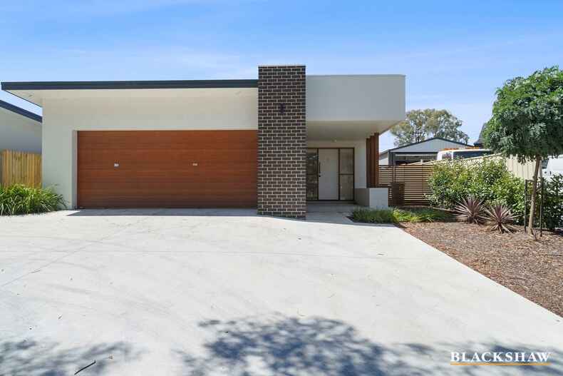 1/212 Southern Cross Drive Latham