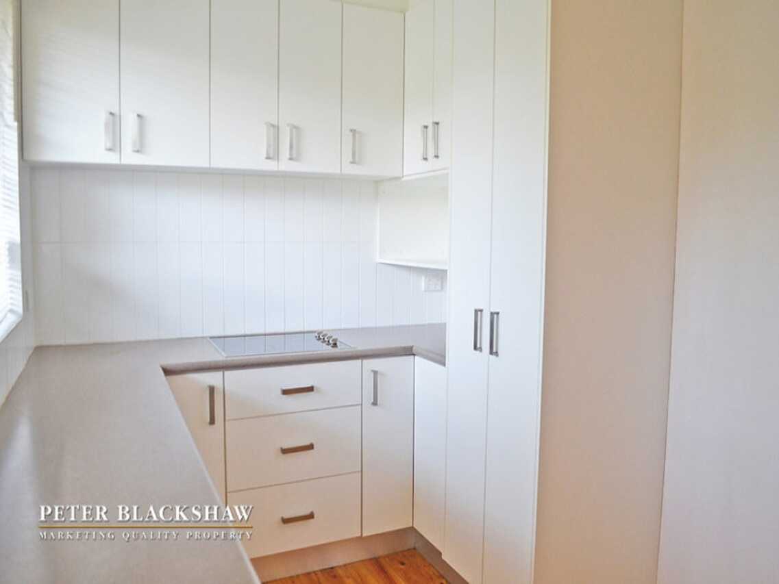 5/84 MacGregor Street Deakin