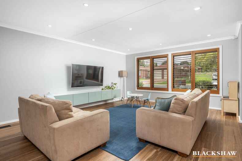 44 Maclaurin Crescent Chifley