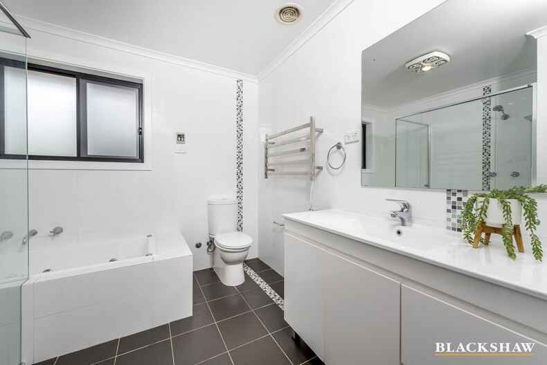 44 Maclaurin Crescent Chifley